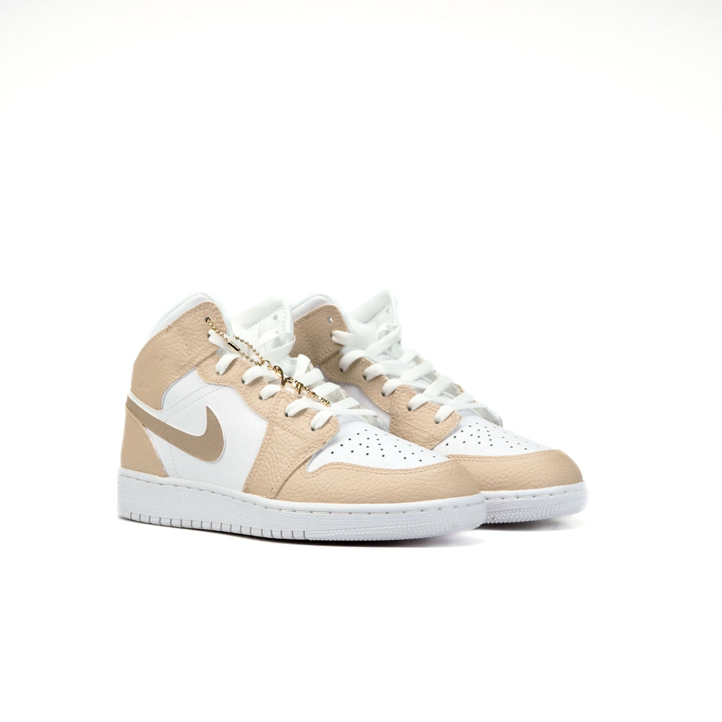 Custom Sneaker Nike Air Jordan 1 high Custom Sneaker beige Naturel Handgemachte Schuhe von Athena