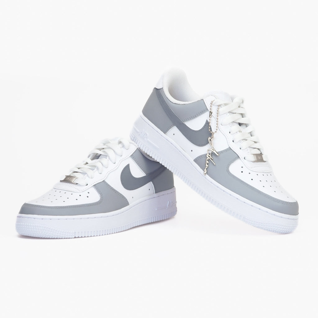 Custom Sneaker Nike AIR Force 1 Custom Sneaker Hellgrau Handgemachte Schuhe von Athena