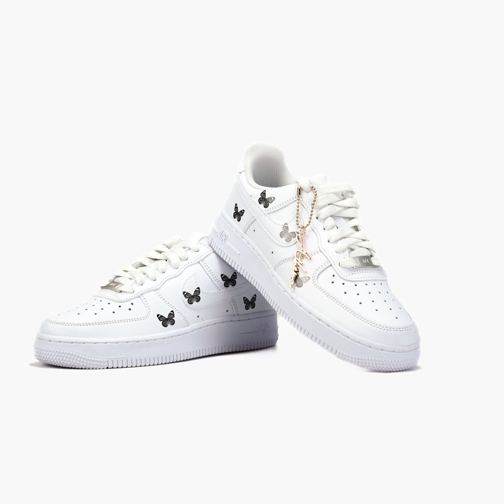 Custom Sneaker Nike AIR Force 1 Custom Sneaker Schmetterling Butterfly Grau klein Handgemachte Schuhe von Athena