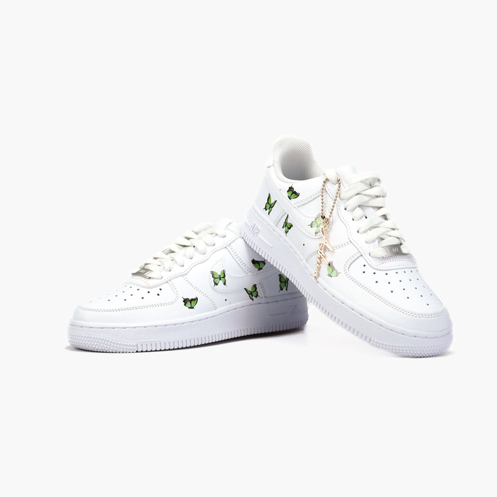 Custom Sneaker Nike AIR Force 1 Custom Sneaker Schmetterling Butterfly Grün klein Handgemachte Schuhe von Athena