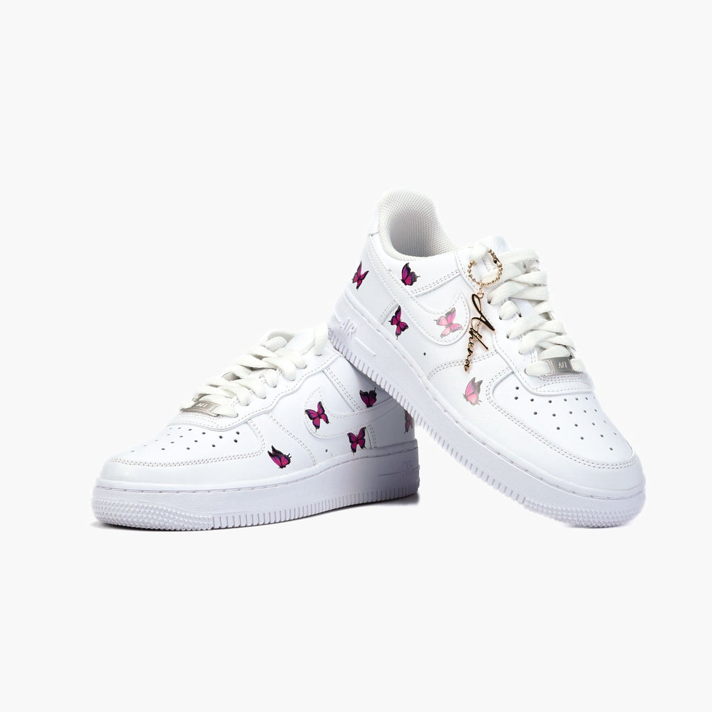 Custom Sneaker Nike AIR Force 1 Custom Sneaker Schmetterling Butterfly Pink klein Handgemachte Schuhe von Athena
