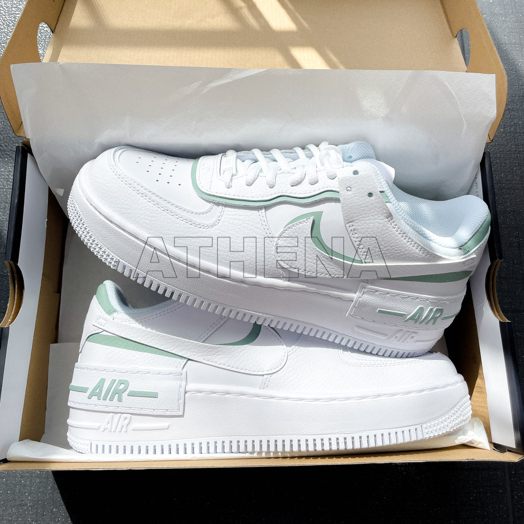 Custom Sneaker Nike AIR Force 1 Custom Sneaker Shadow 1 Grün Handgemachte Schuhe von Athena