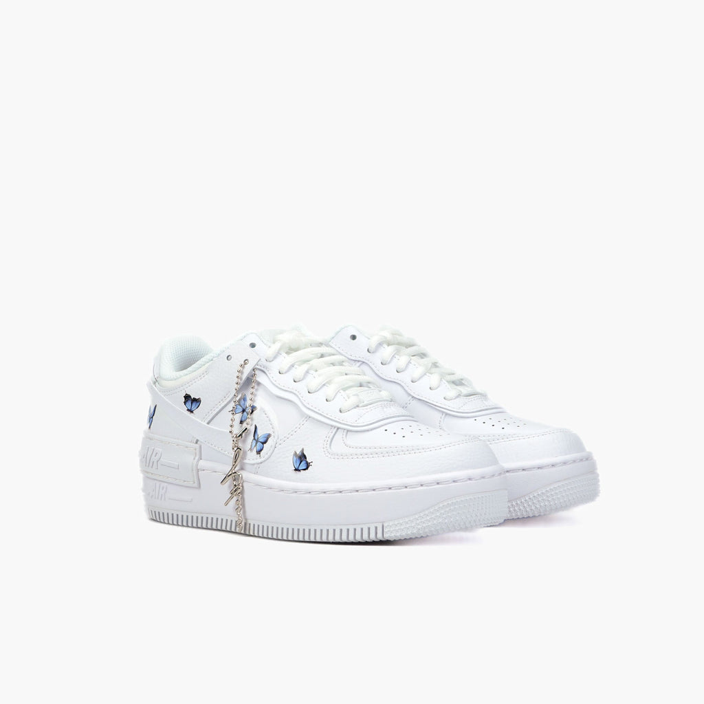 Custom Sneaker Nike AIR Force 1 Custom Sneaker Shadow 1 Schmetterling Butterfly Blau klein Handgemachte Schuhe von Athena