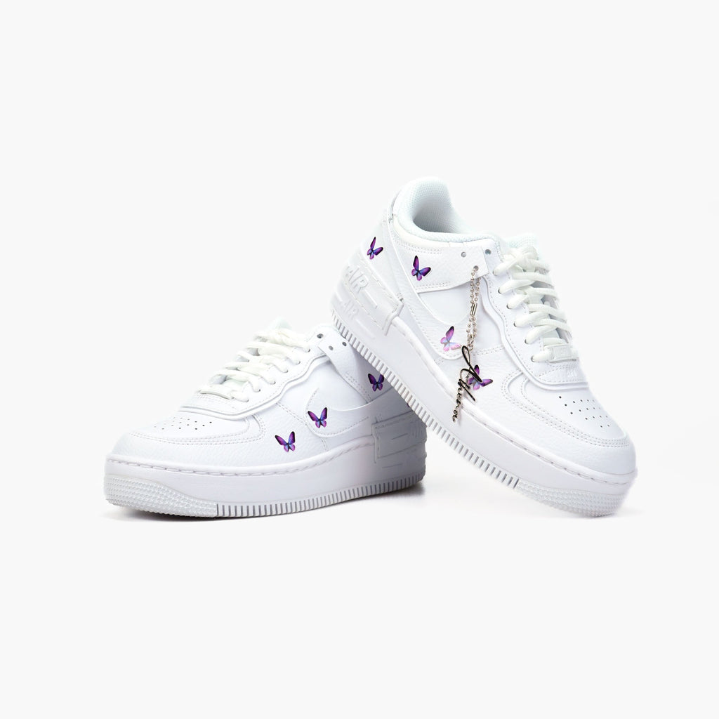 Custom Sneaker Nike AIR Force 1 Custom Sneaker Shadow 1 Schmetterling Butterfly lila Handgemachte Schuhe von Athena