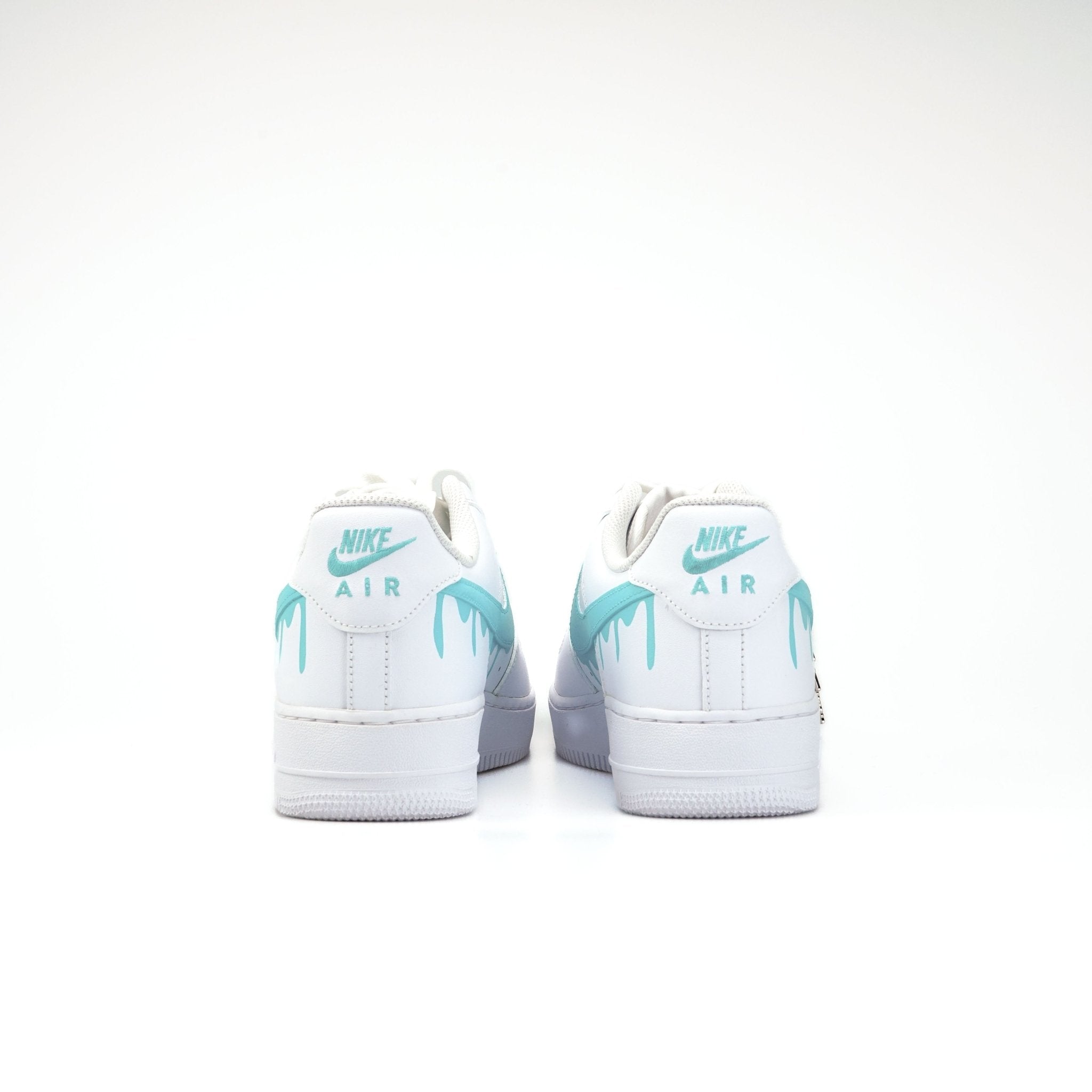 Custom Sneaker Nike Air Force Weiss Blau Basket Nike Customisation