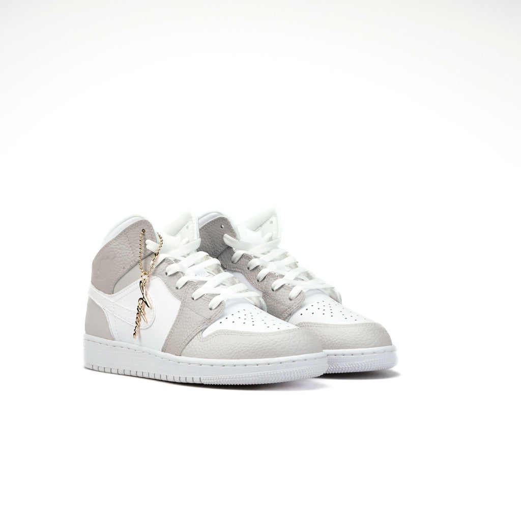 Custom Sneaker Nike Air Jordan 1 high Custom Sneaker Beige Cappuccino Handgemachte Schuhe von Athena