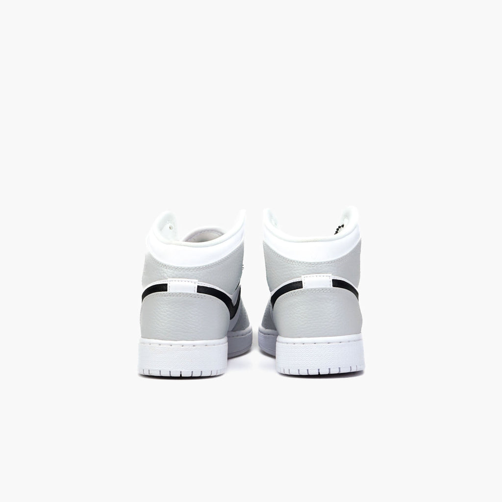 Custom Sneaker Nike Air Jordan 1 high Custom Sneaker Grau Schwarz Handgemachte Schuhe von Athena
