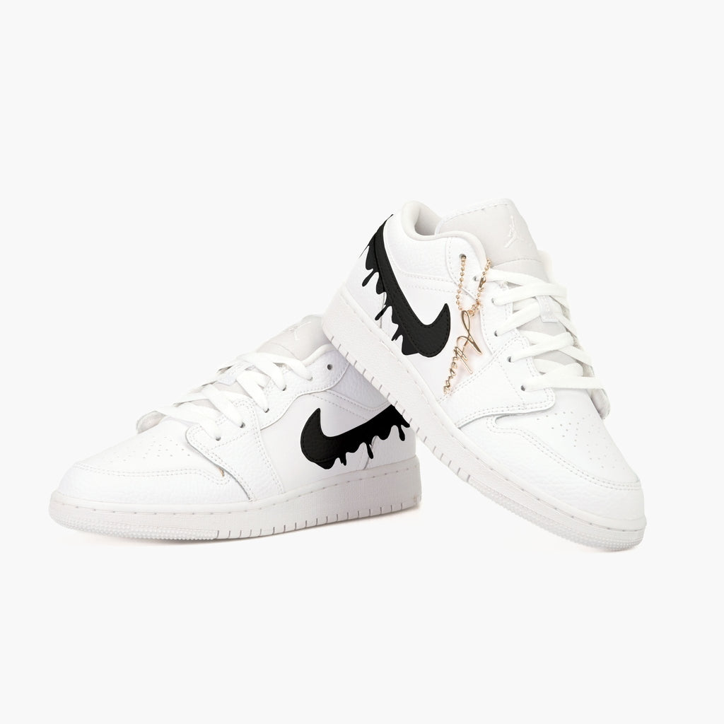 Custom Sneaker Nike Air Jordan 1 Low Custom Sneaker Tropfen Schwarz Handgemachte Schuhe von Athena