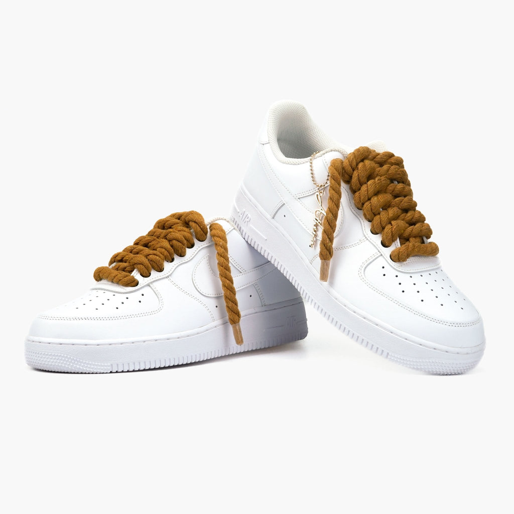 Custom Sneaker Nike Dicke Schnürsenkel Braun Baumwollseil für Sneaker 8mm Rope Laces zum Selber machen. Handgemachte Schuhe von Athena