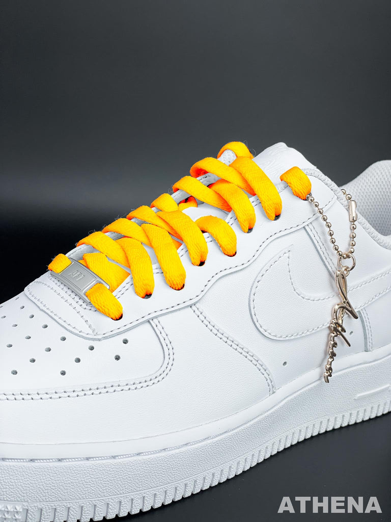 Custom Sneaker Nike Schnürsenkel für Sneaker Flach Reißfest Goldgelb Handgemachte Schuhe von Athena